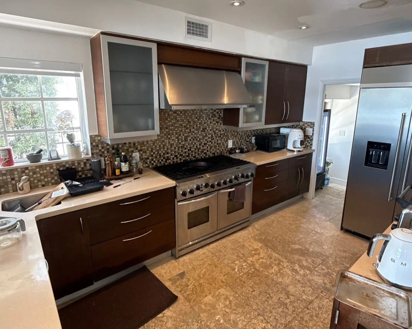 Traditional To Transitional Kitchen Remodel by Paragon Builders project photo
